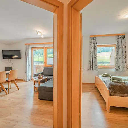 Gamper, Apartment *