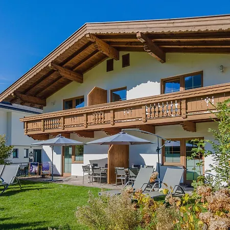 In Brixen Near Wilder Kaiser Gondola Apartament